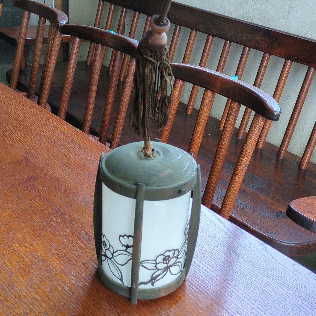 迎賓館　大正ロマン◆照明 ペンダントライト アンティーク　乳白 ランプ　電笠 大正ロマン 電笠 ランプシェード 乳白 若草色 26.5cm