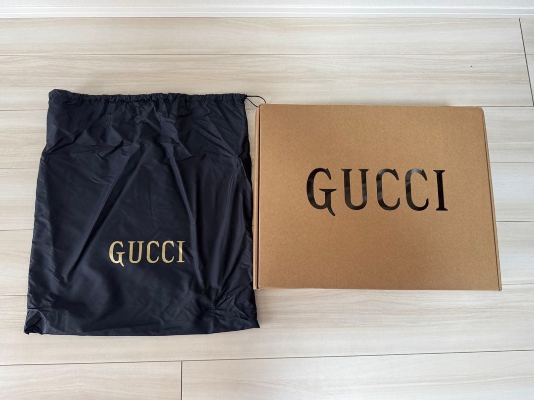 【極美品】グッチ　GUCCI ブラック ビジネス　トートバッグ