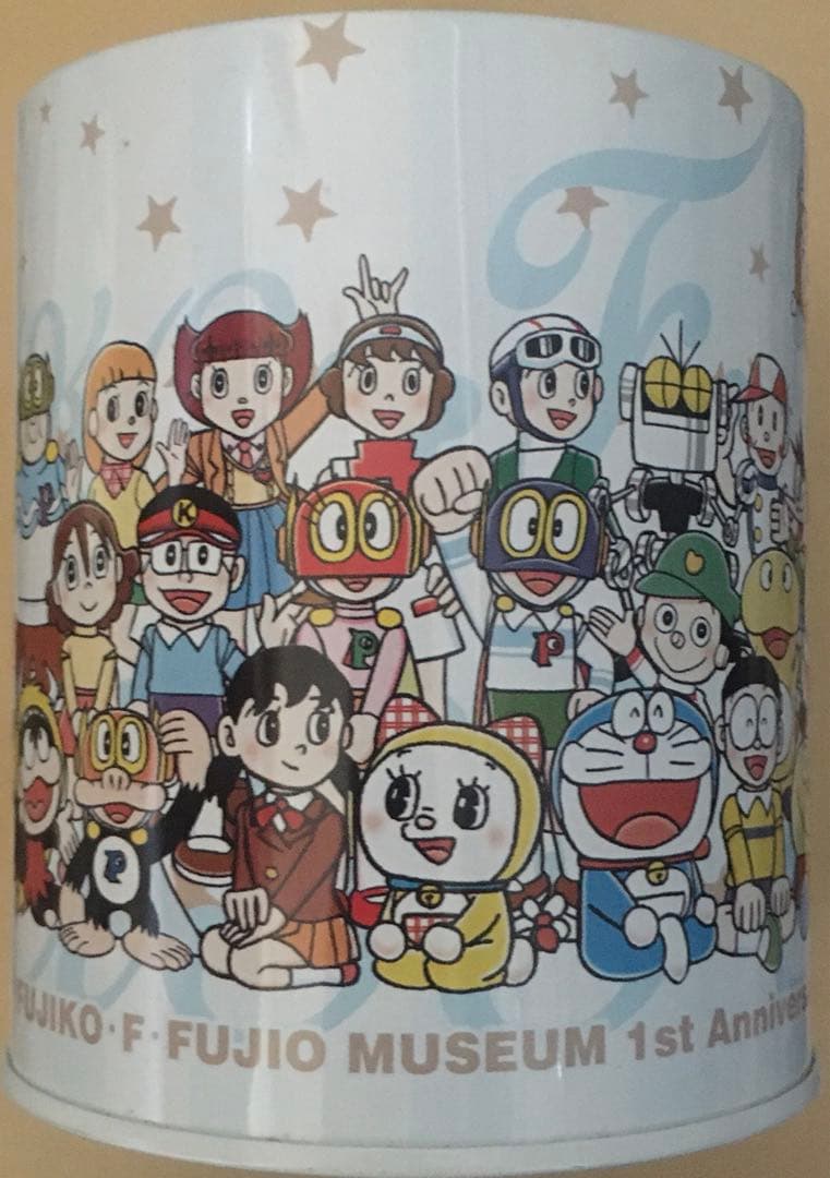 藤子不二雄ミュージアム ドラえもん 1周年記念 缶バッジ