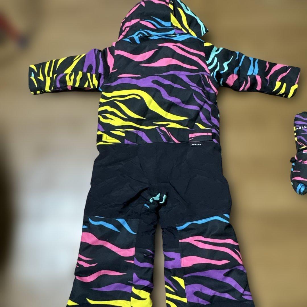 Burton ウェアー18M85cmサイズ ミトングローブ付き　値下げしました