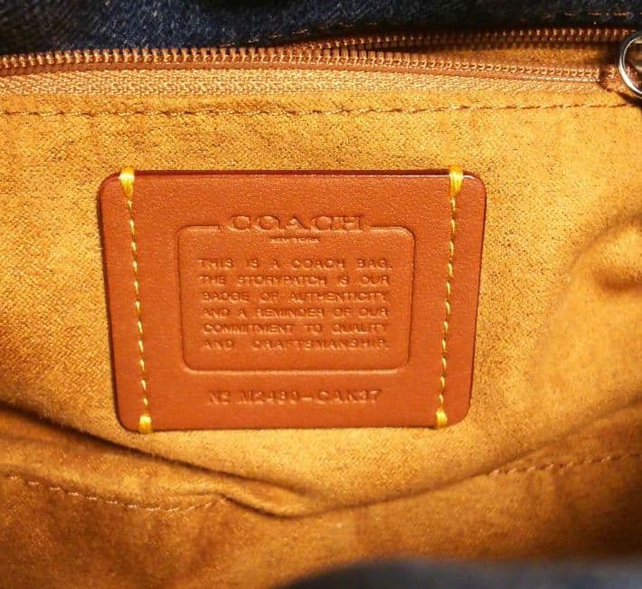 新品 コーチ ショルダーバッグ