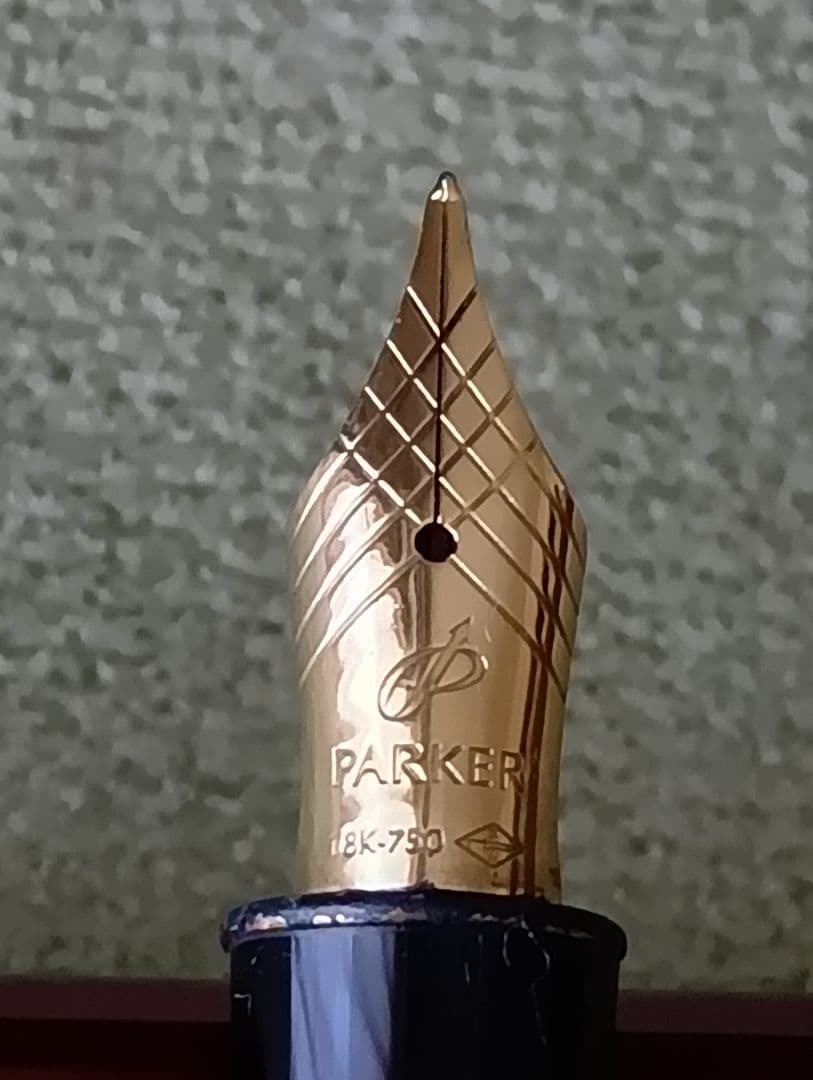 パーカー　SONNET　フランス　レッド 万年筆 ペン先18k