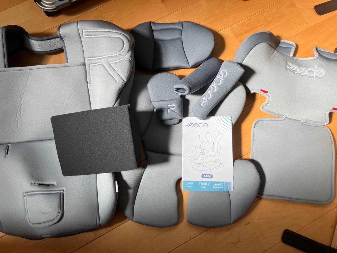 REECLE 360度回転 チャイルドシート