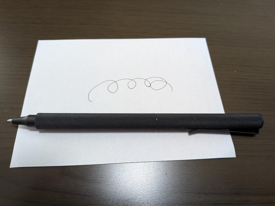 Plotter プロッター　2001 ボールポイントペン　ブラック