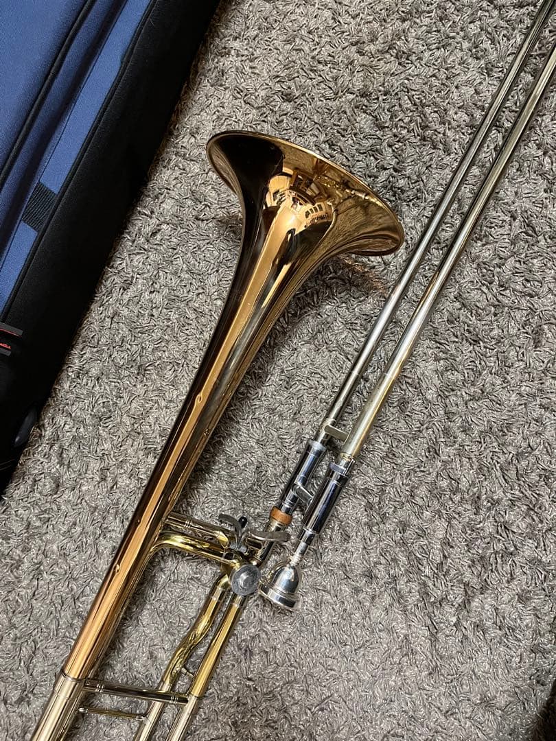 HOLTON テナーバストロンボーン 本体 ソフトケース付き