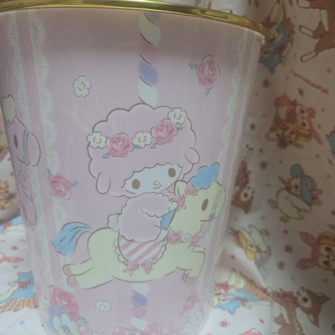 マイメロ　2016年　限定　ダストボックス　　フラット　りすくん　ピアノ　ピピ