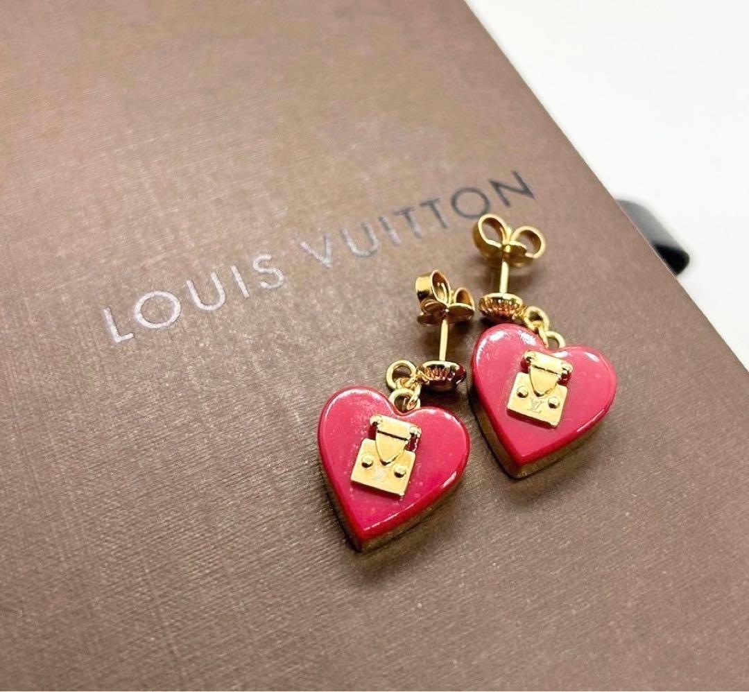 ルイヴィトン ブックルドレイユ ロックミー ピアスハートI.652