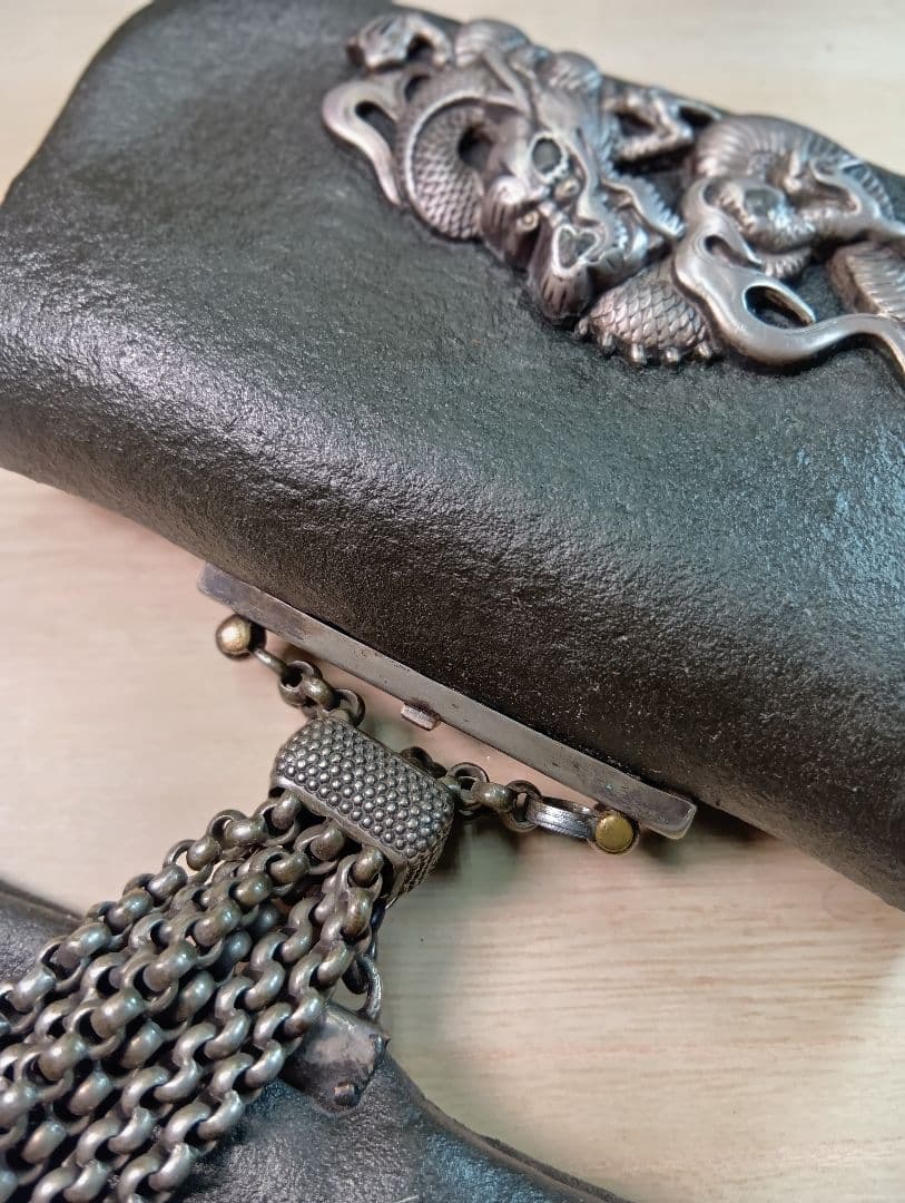 煙管入れ龍前金具極上美品金工梅金具根付