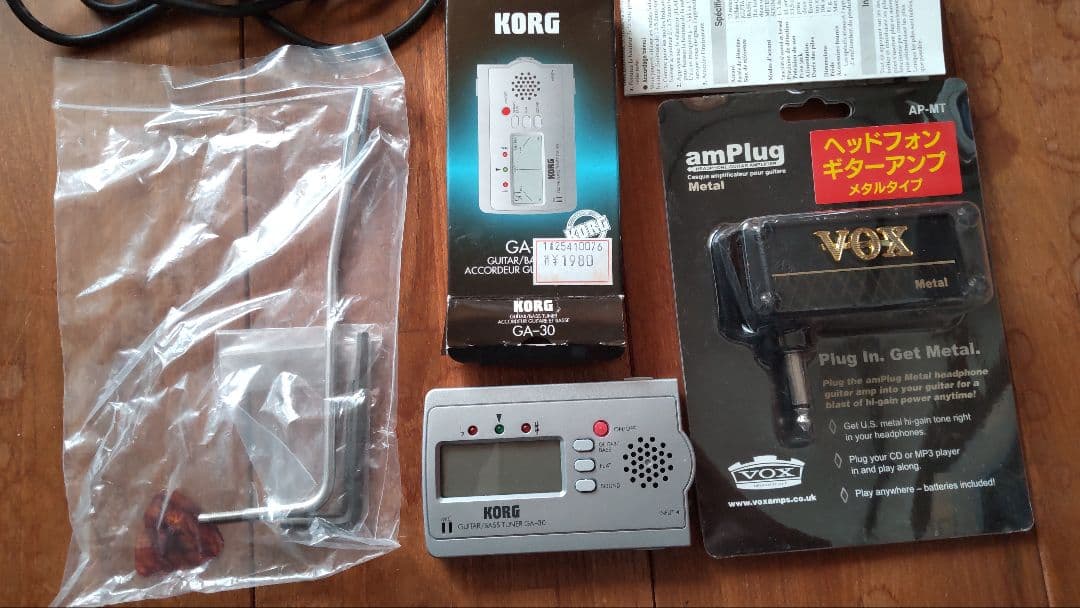 G&L エレキギター バーガンディ 6弦 ギグバッグ付き