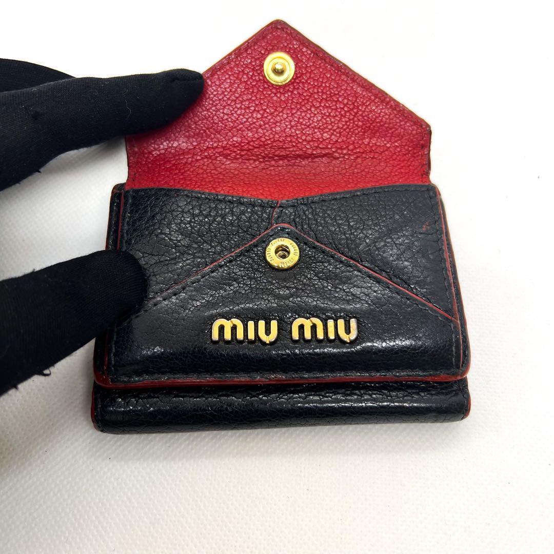 ミュウミュウ 三つ折り財布 マドラス ラブ ハート ラブレター