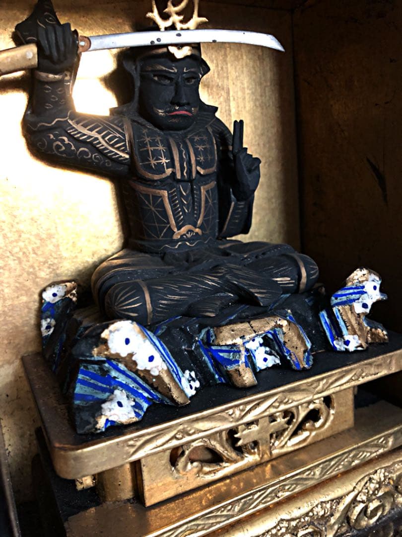 仏教美術 隠れキリシタン 彩色 妙見菩薩像木彫色 仏像 厨子