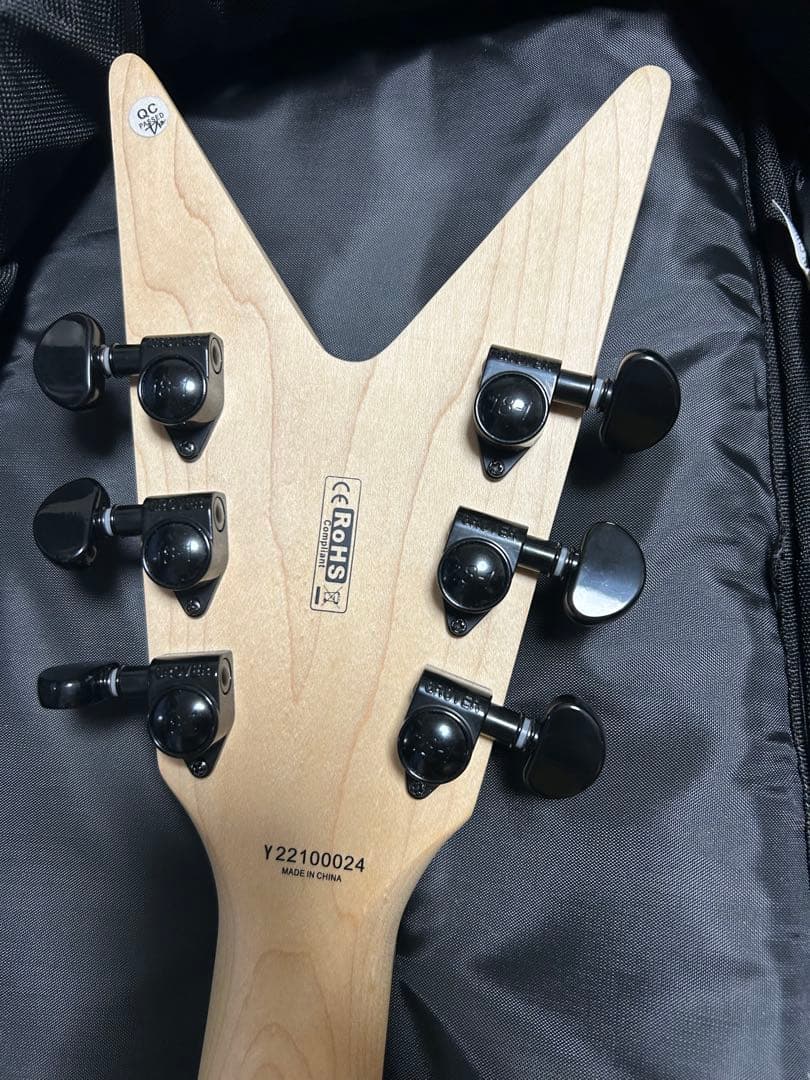 ギター DEAN Michael Amott Tyrant X Splatter