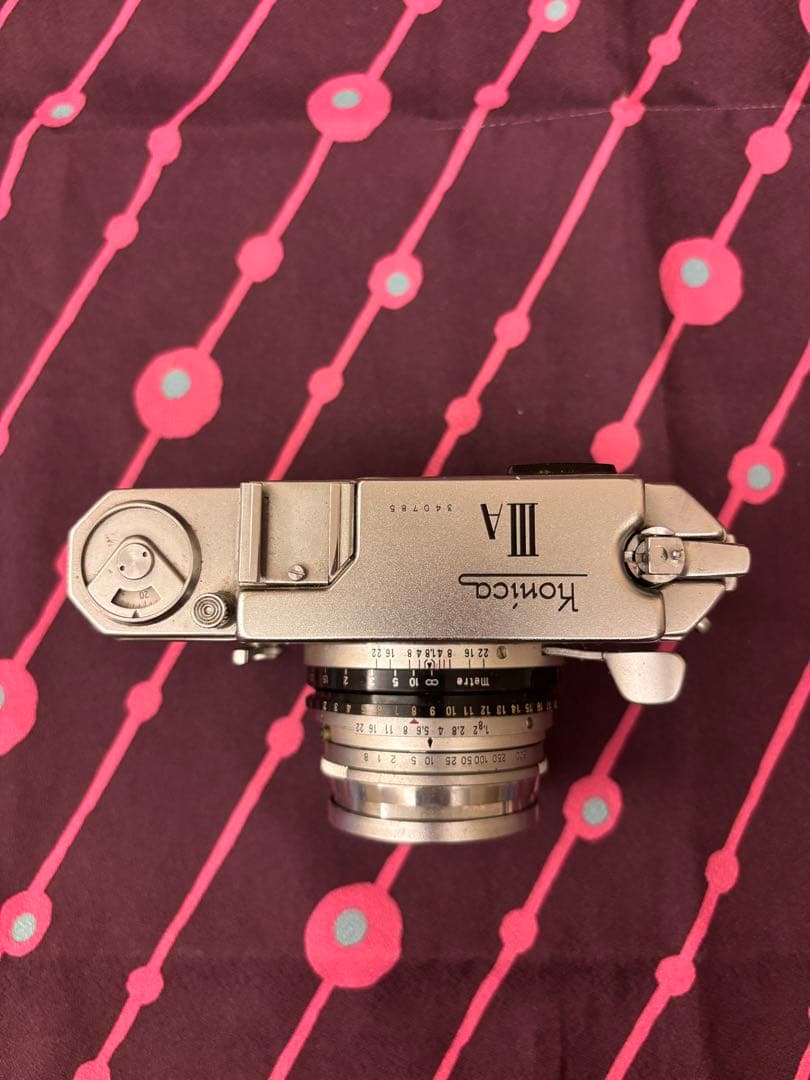 送料込 匿名】Konica カメラ IIIA ケース・三脚付き