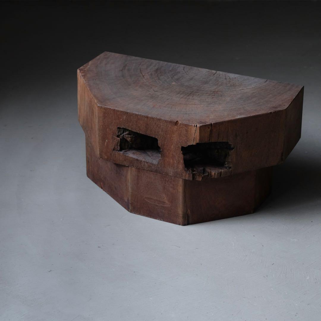 欅材 古い花台　展示台 座卓 サイドテーブル ローテーブル 古家具 アンティーク d681dc623d001c8bb458fecd1a87d8