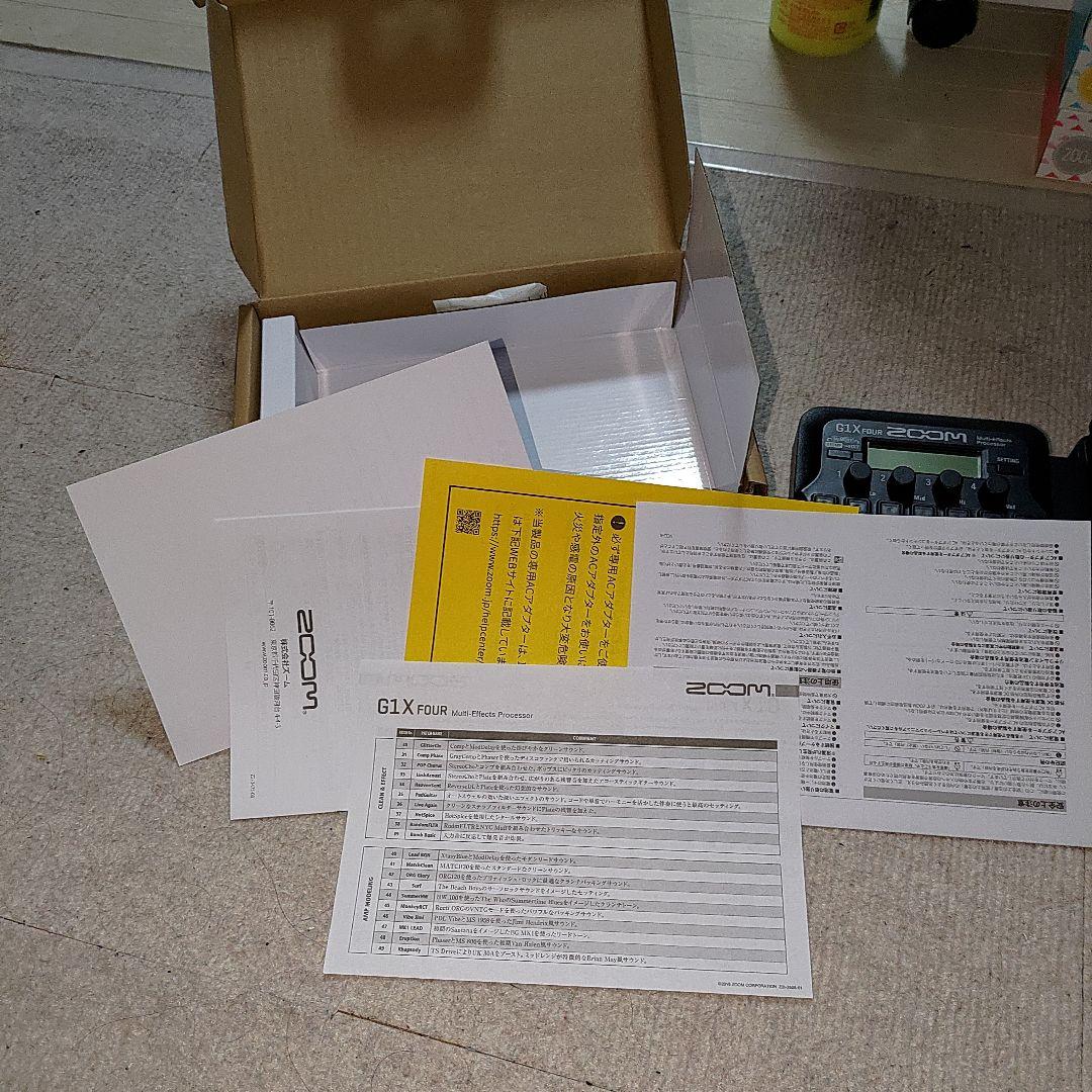 ZOOM G1X FOUR マルチエフェクター(ACアダプター無し)