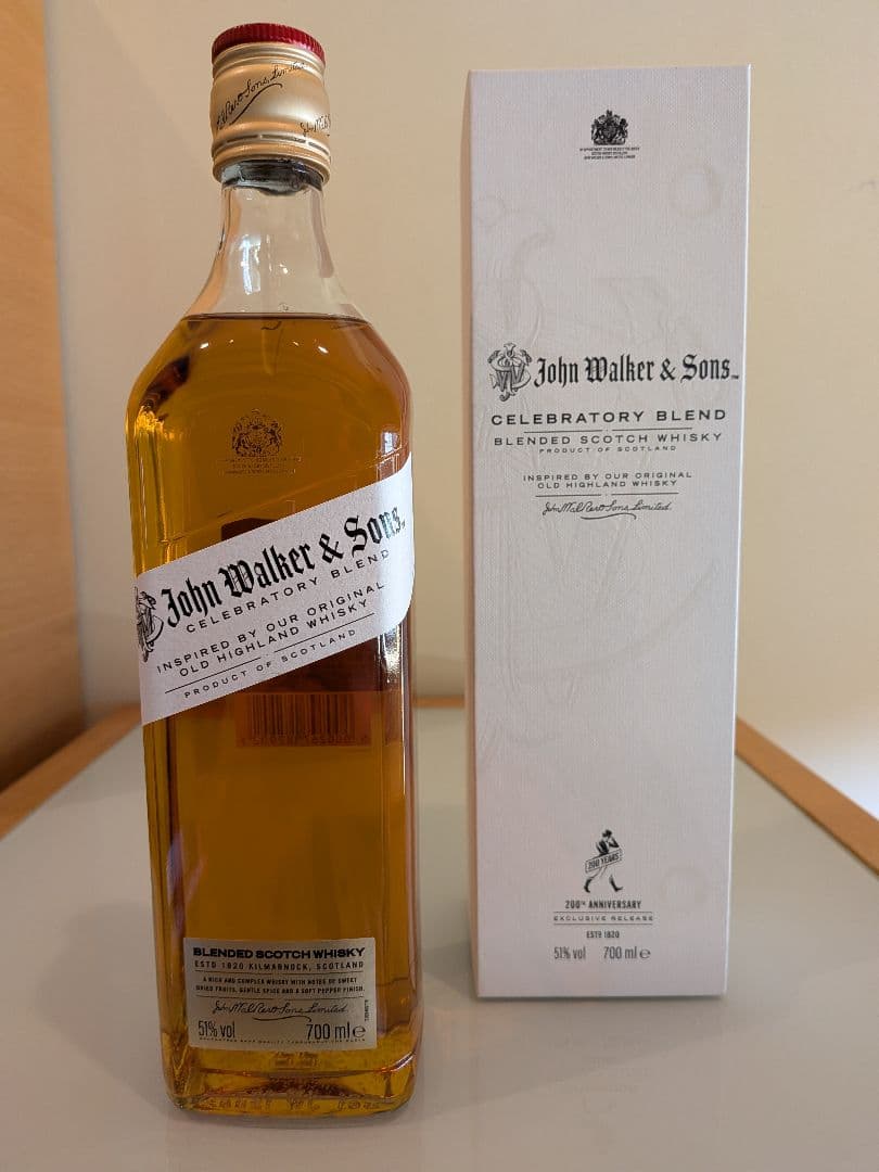 ジョン•ウォーカー&サンズ/200周年記念ボトル51％ 700ml （箱付き） ジョン•ウォーカー&サンズ/200周年記念ボトル51％ 700ml （箱付き