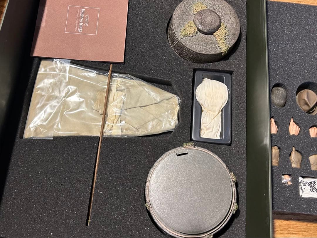 ホットトイズ インディ・ジョーンズ DX05 1/6