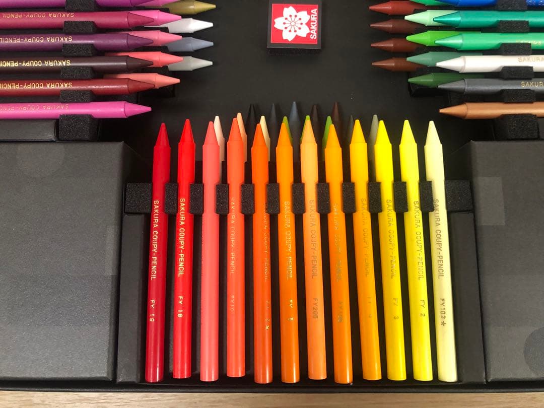 サクラクレパス 100周年記念 限定エディション 100色 クーピー