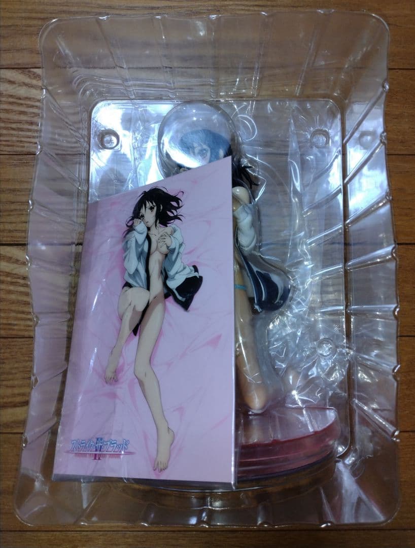 姫柊雪菜　フィギュア　ストライク・ザ・ブラッド　KADOKAWA