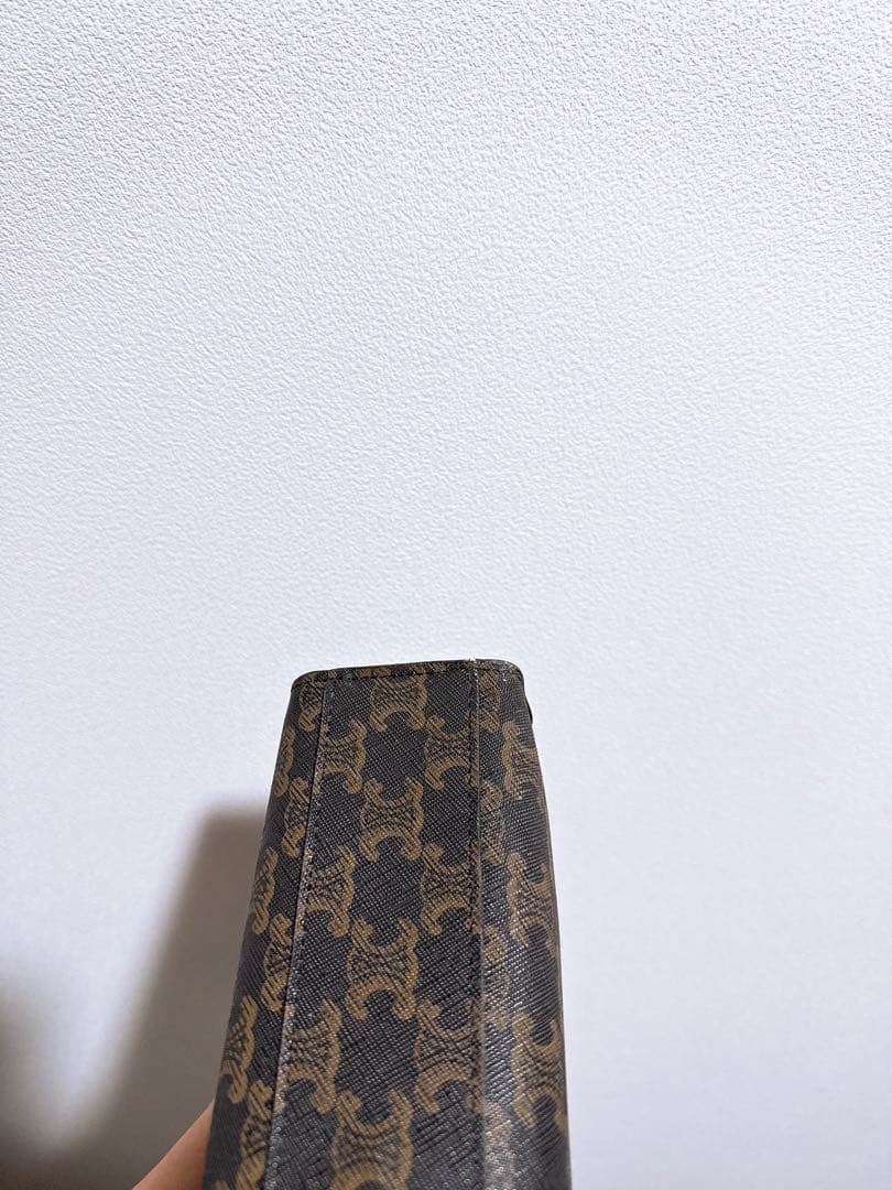 CELINE バーティカルカバ トリオンフ バッグ　ミディアム