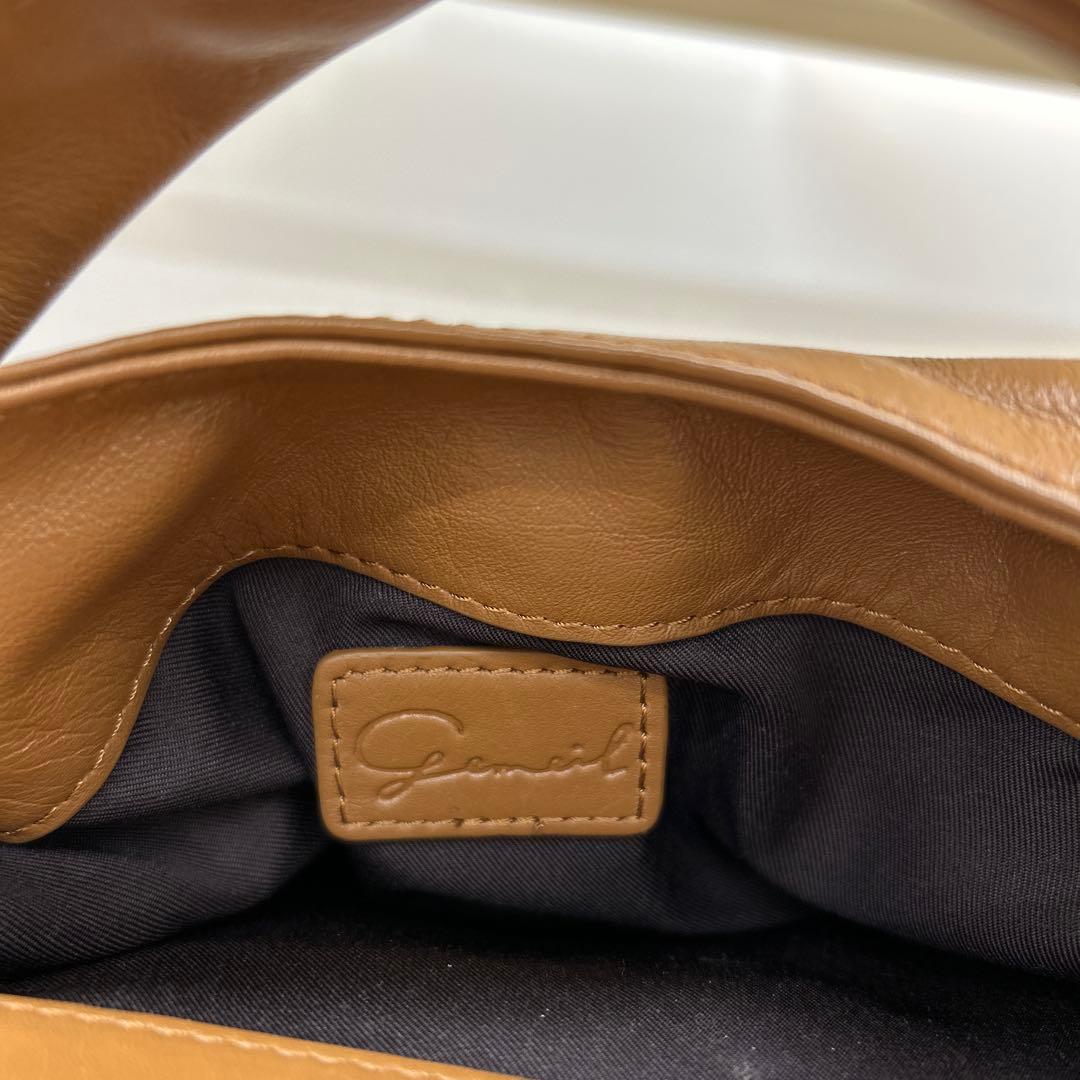 (美品)レイヤーチェーンバッグ(PT-227) ジェムイル　キャメルgemeil