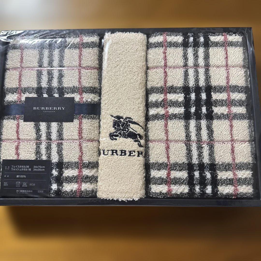 BURBERRY タオルセット 3枚入り - メルカリ