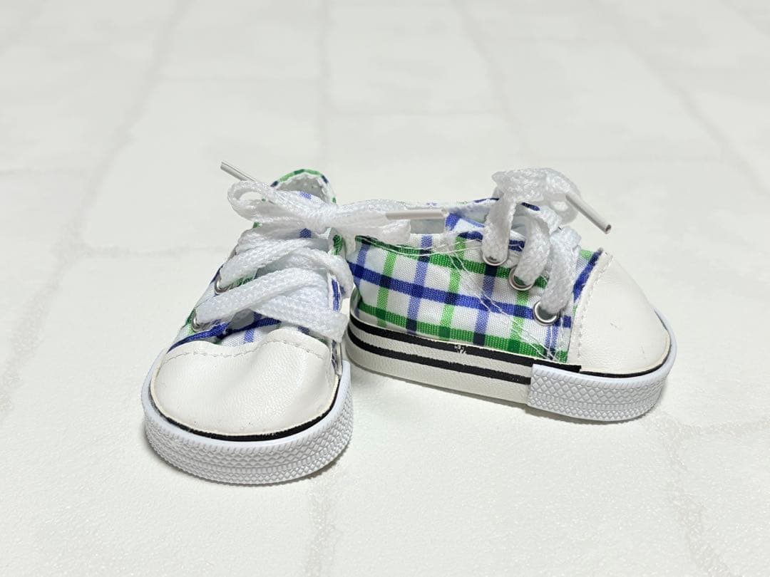 m0111-8 ドール用　スニーカー7cm