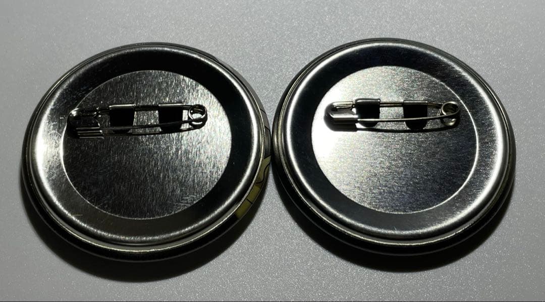 ポケモン カトレア ギーマ 缶バッジ