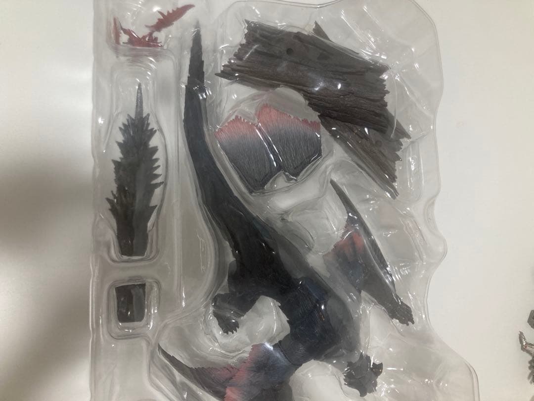 S.H.MonsterArts モンスターハンター　ナルガクルガ