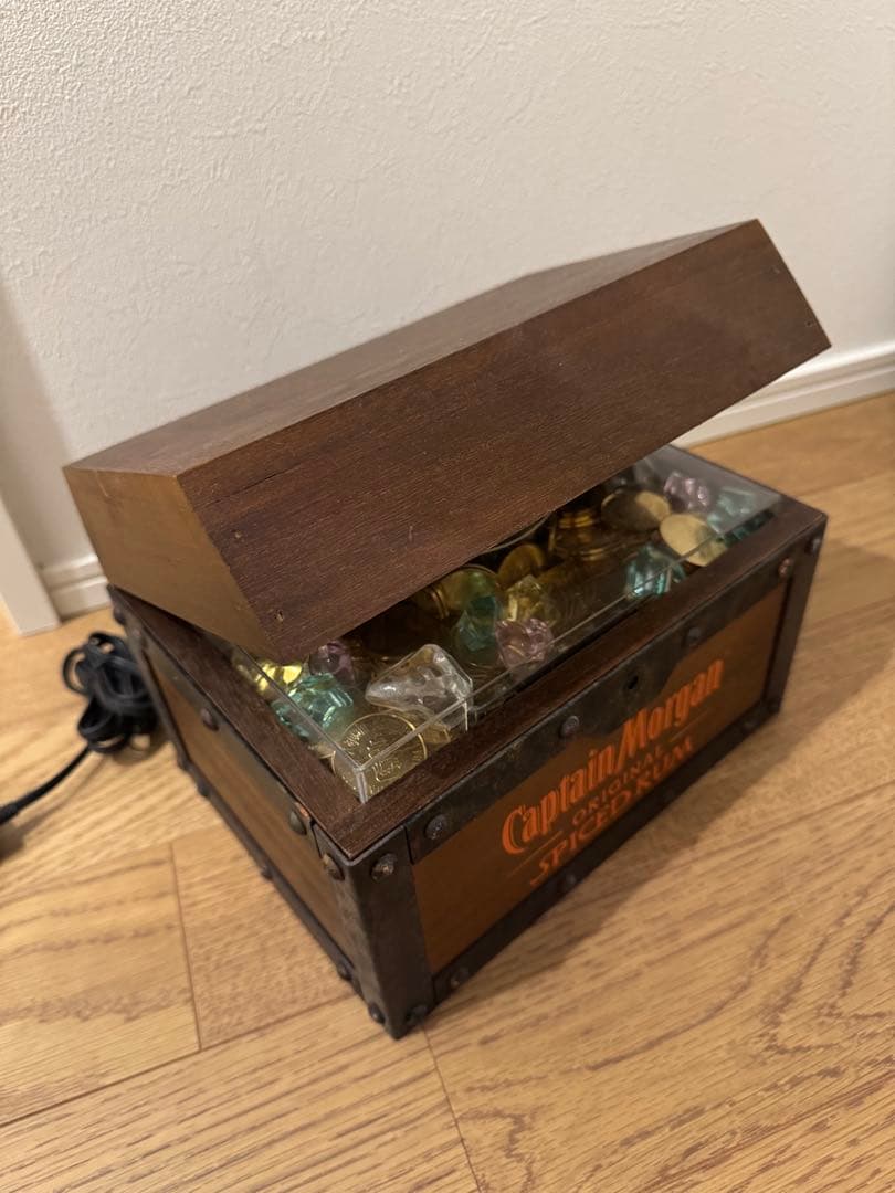 Captain Morgan スパイスラム 宝箱ボトルライト　照明