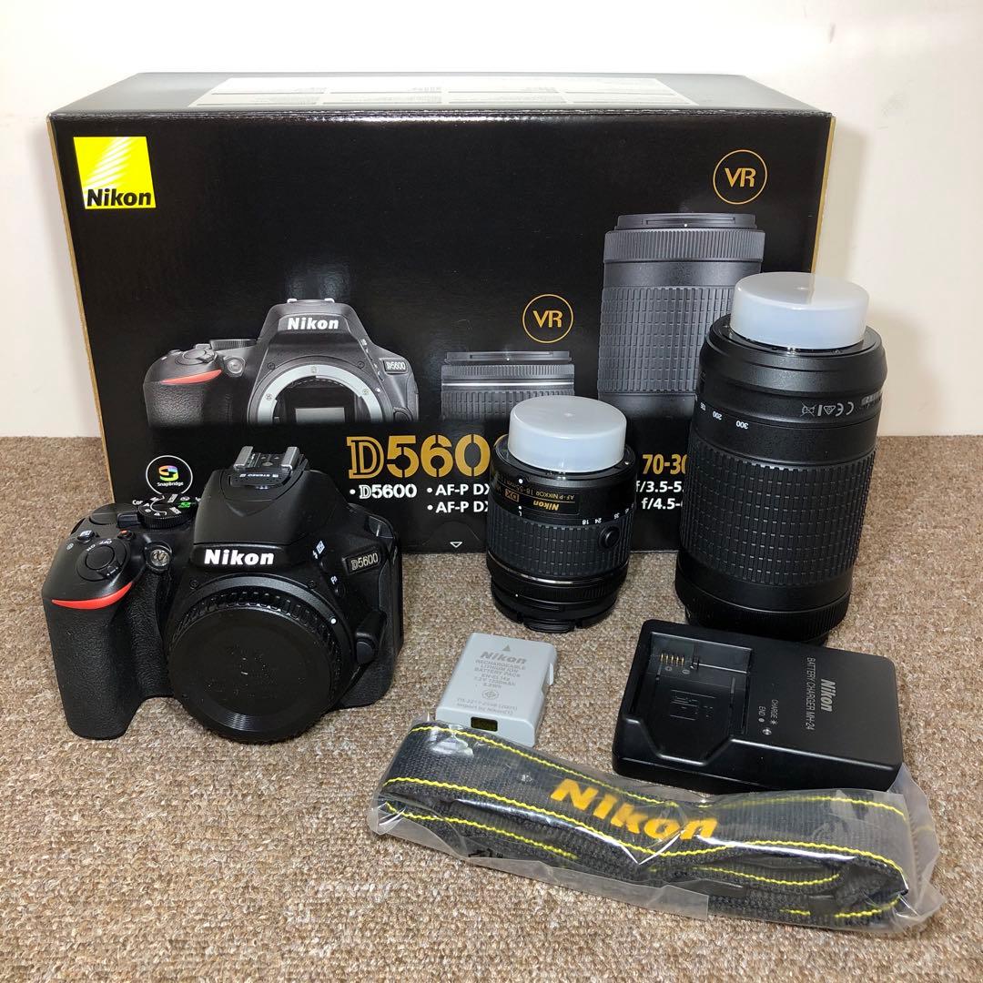 ニコン D5600ダブルズームキット