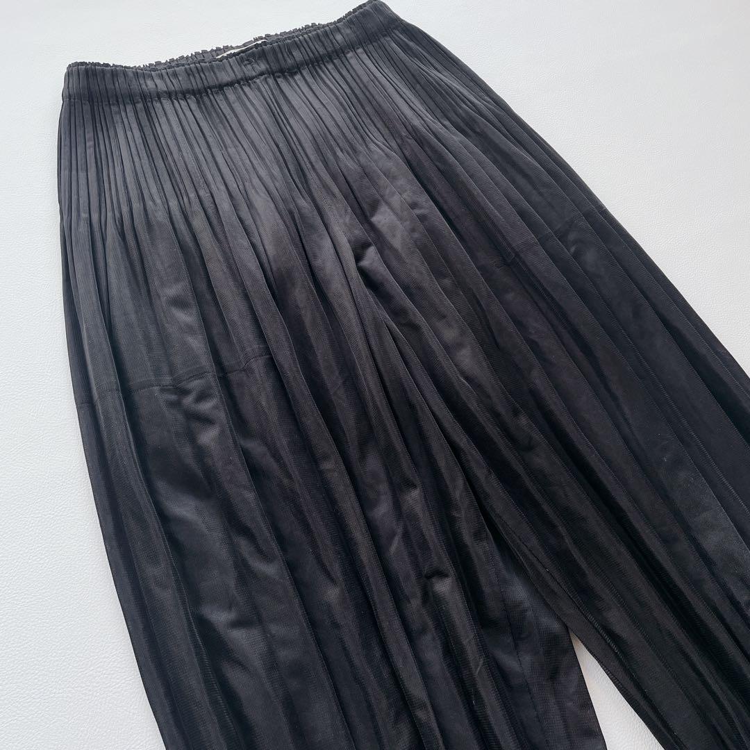美品✨プリーツプリーズ　サルエルパンツ　プリーツパンツ　黒　サイズ3