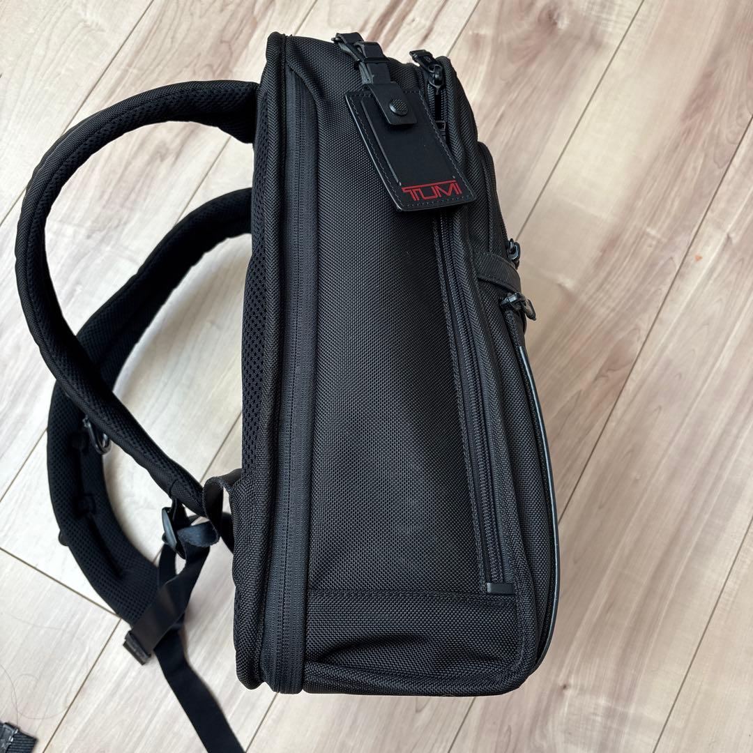 TUMI ALPHA3スリムエクスパンダブルバッグパック黒