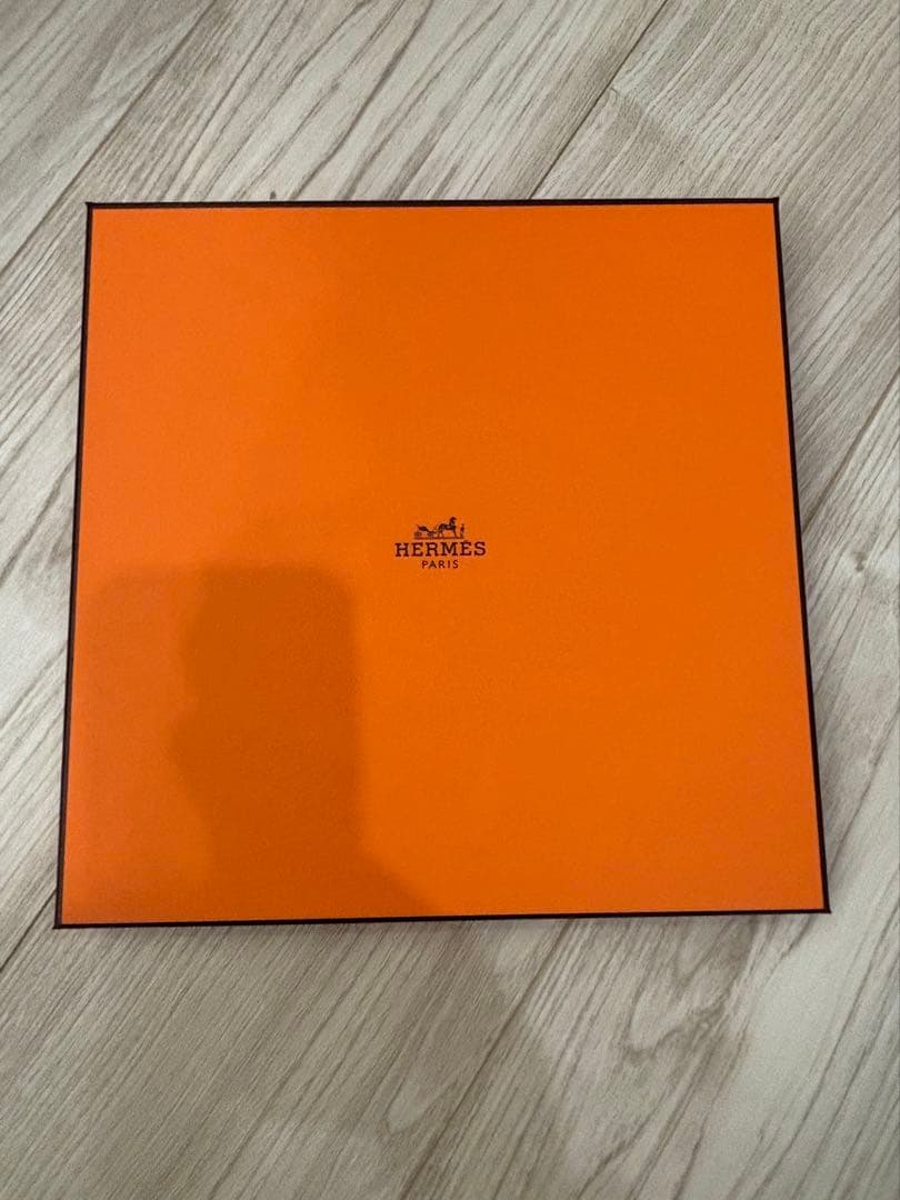 美品 エルメス カレ90 空箱 スカーフ ギフトボックス - メルカリ