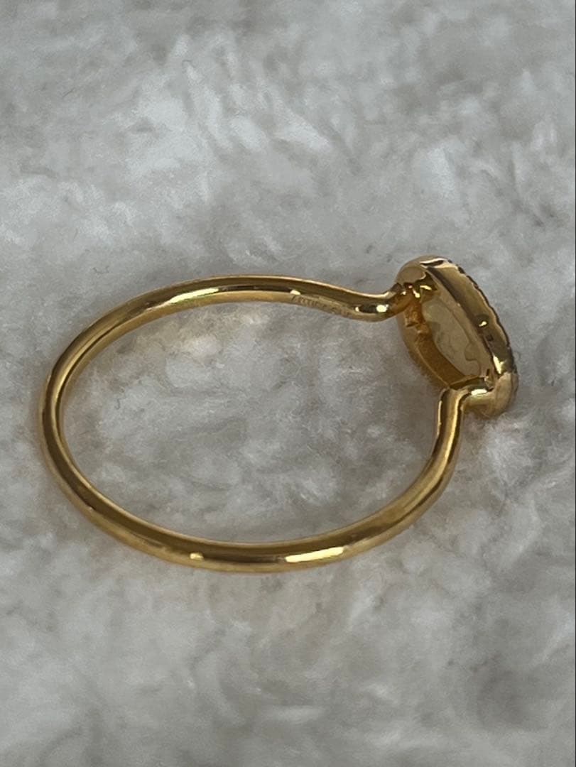 アルティーダウード　ホワイトオパールリング