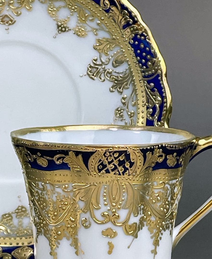 【美品】オールドノリタケ 金盛り カップ＆ソーサー 金彩 メープルリーフ