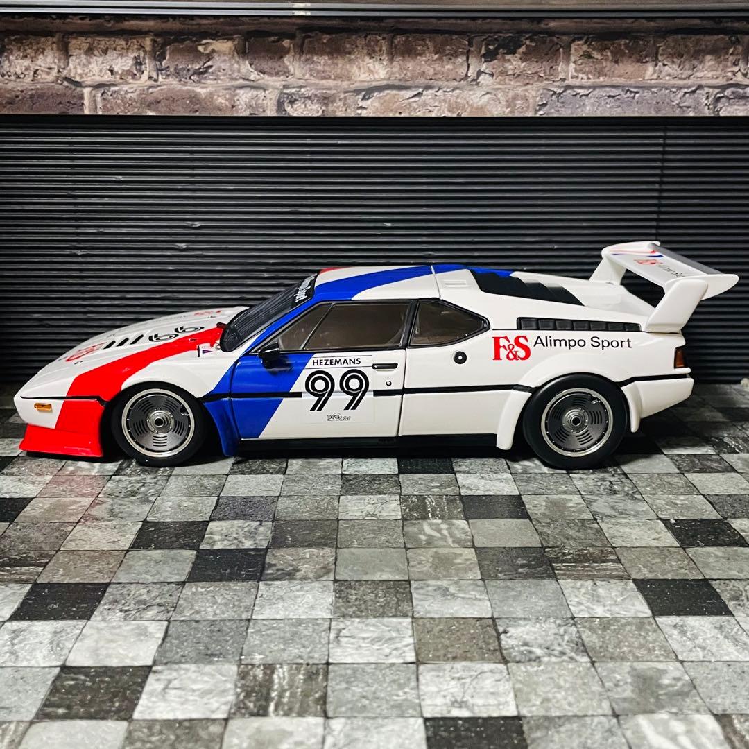 306台限定 1/18 BMW M1 1979 プロカーシリーズ