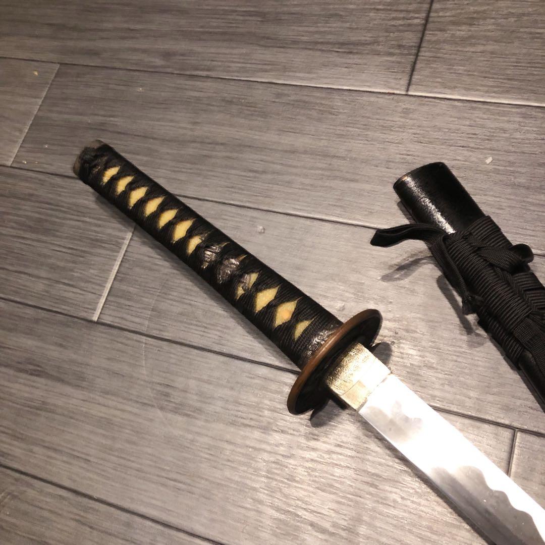 高級模造刀　居合刀　土佐美術刀剣　黒拵え　亜合金刀身　名刀