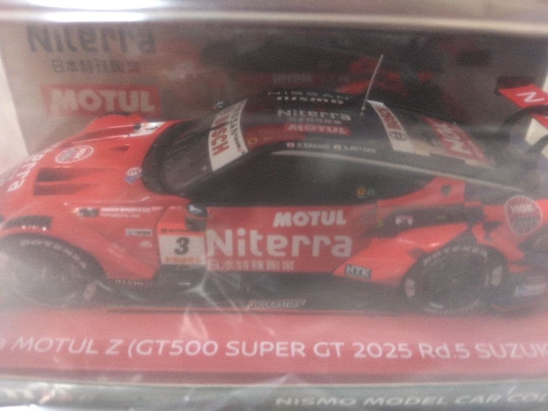 spark1/43 NiterraMOTUL Z 2025 ニスモ限定パッケージ