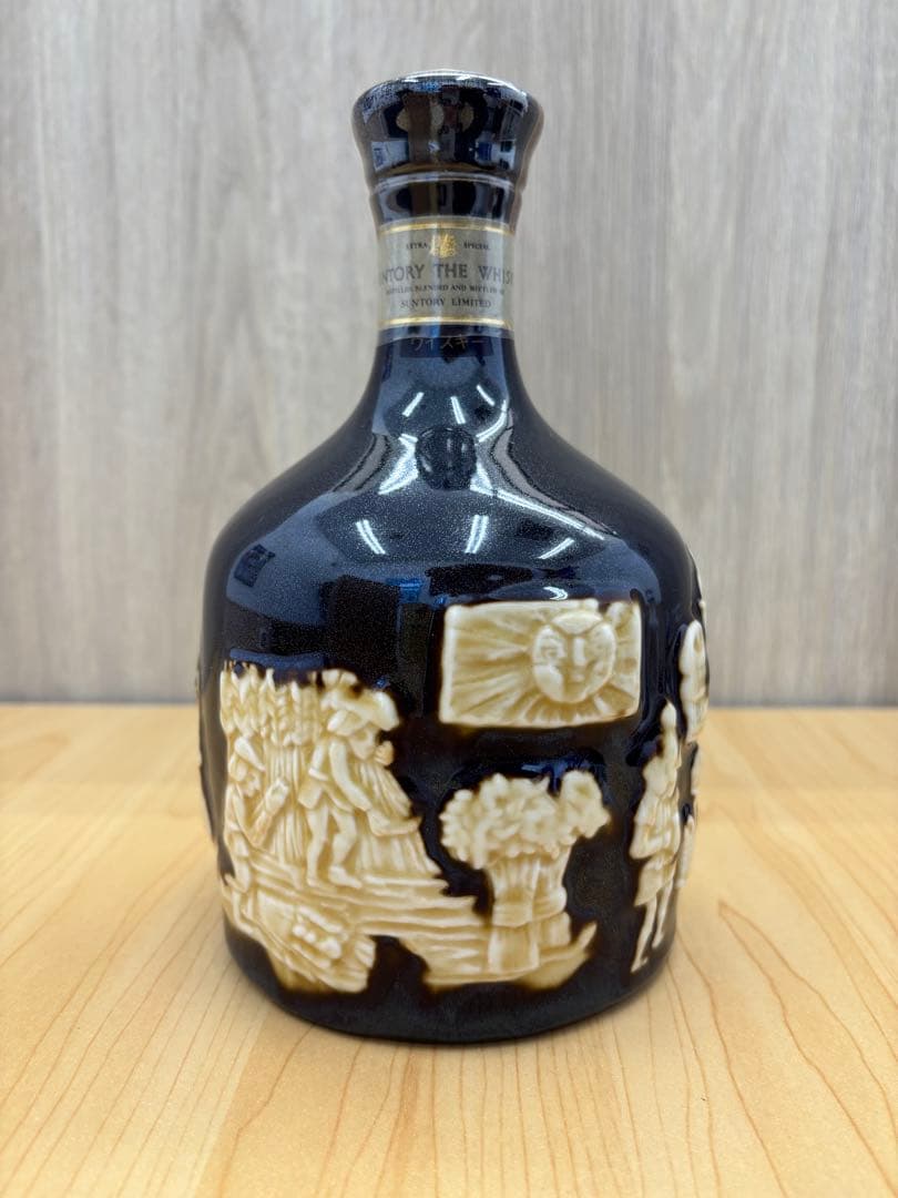 未開栓 SUNTORY サントリーザウイスキー木箱付き 有田焼ボトル
