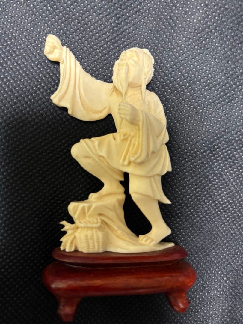 極上古美術品 マンモス 置物 漁翁 魚釣りの老人