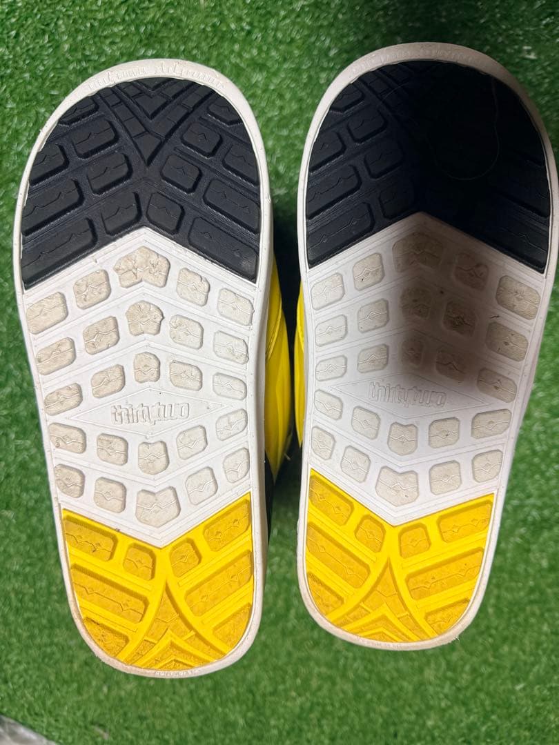 超美品　thirtytwo スノーボードブーツ イエロー/ブラック