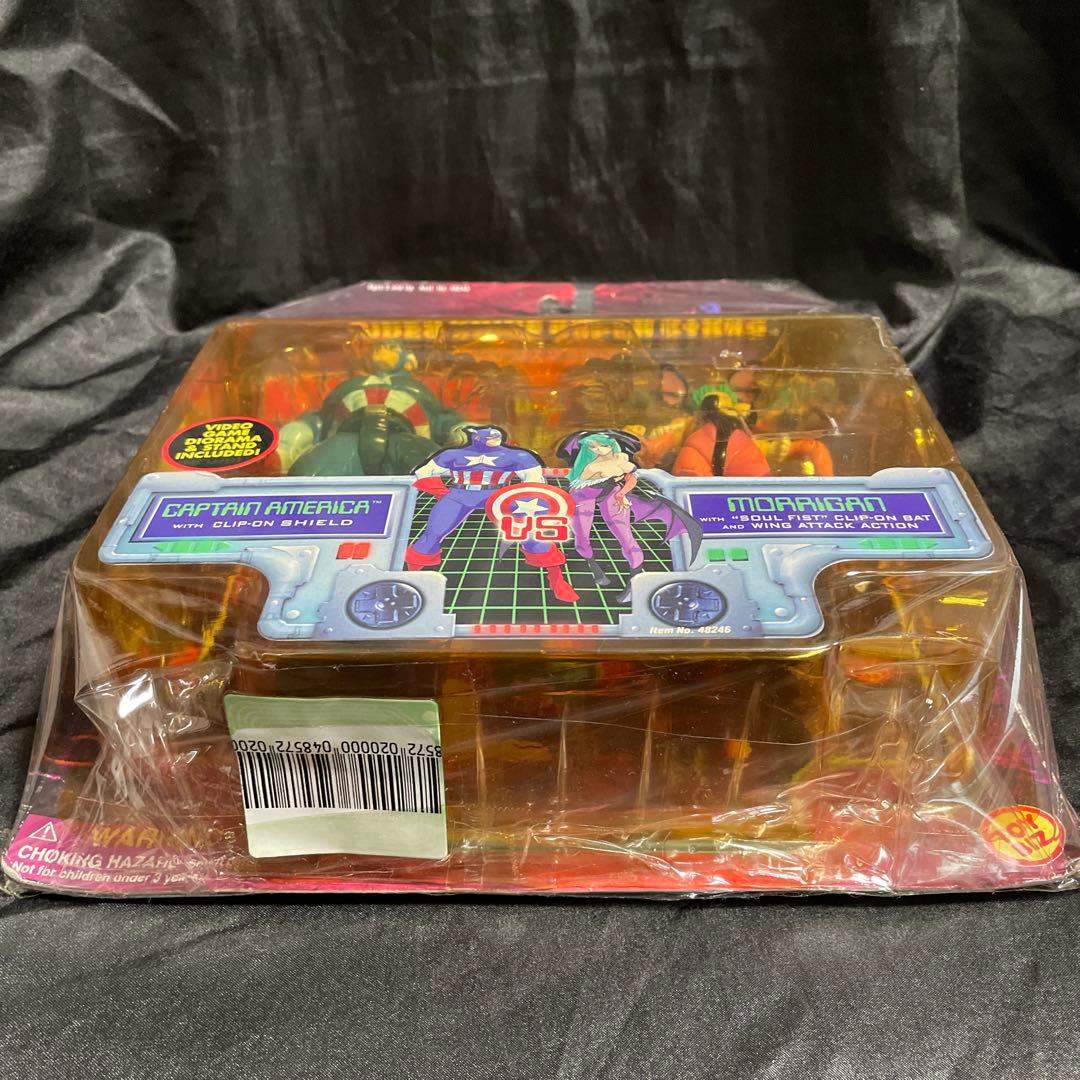 MARVEL vs CAPCOM キャプテンアメリカ & モリガン marvelフィギュア