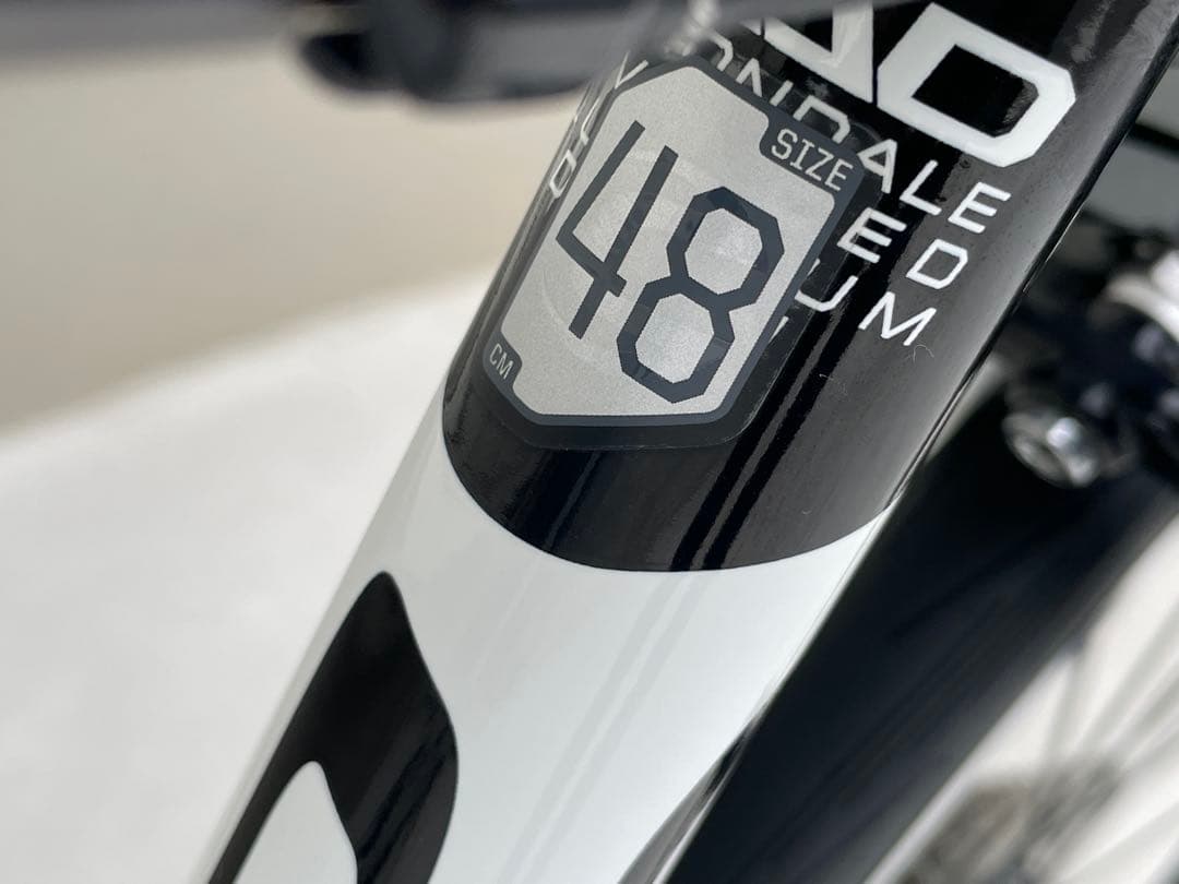 【引取限定】 Cannondale ロードバイク CAAD8