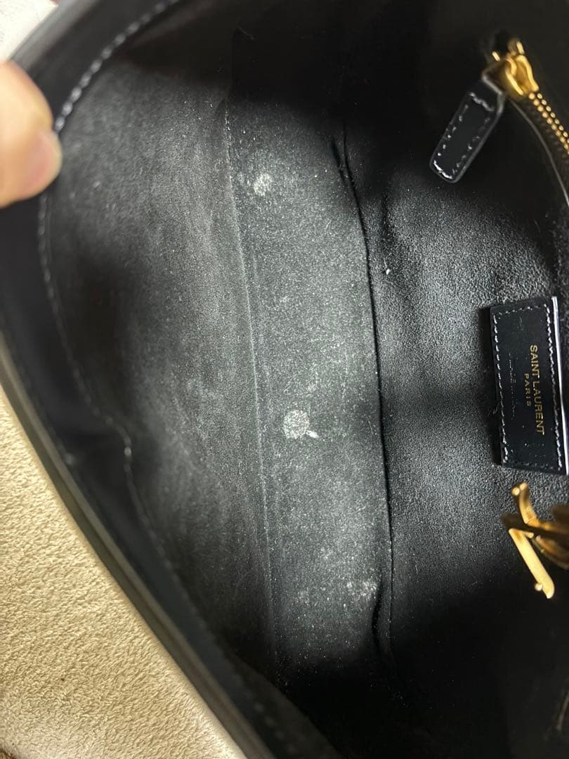 断捨離セール早い者勝ち　SAINT LAURENT ブラックハンドバッグ