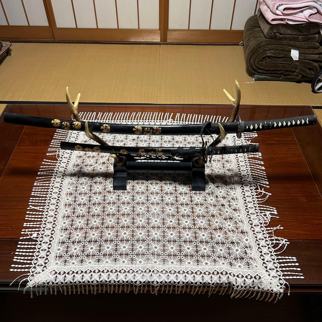 装飾刀　日本刀　武具　2本　飾り台付き　骨董品