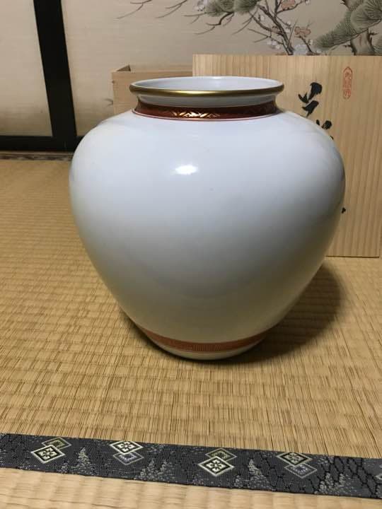 工芸品 Kutani ware vase by Ichiro Mizumoto