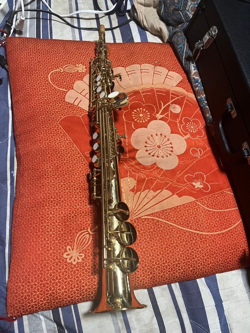 ゴールド サックス本体 ケース付き