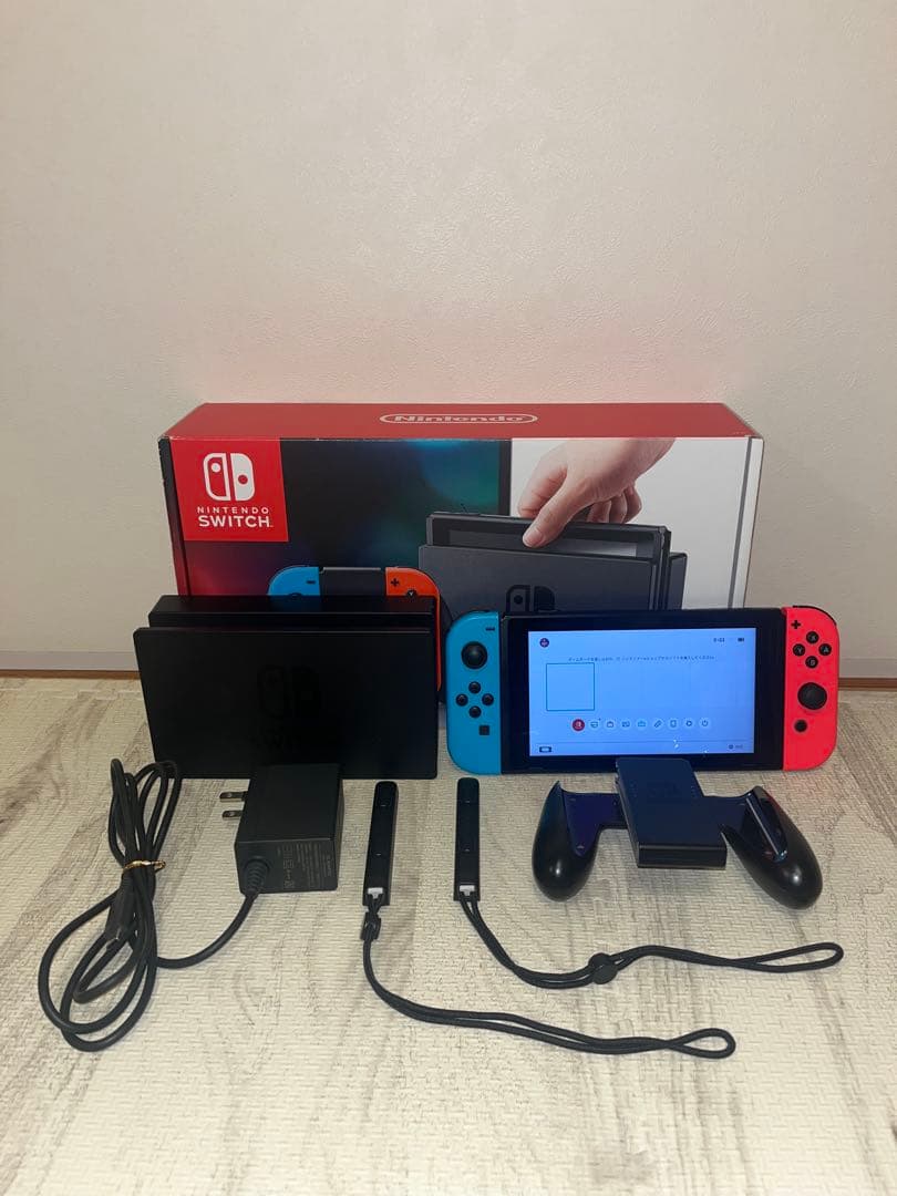 Nintendo Switch ジョイコン2セット　ケース付き
