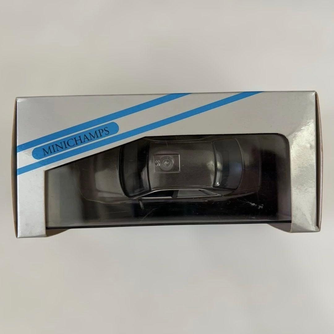 MINICHAMPS Audi A8 cashmere metallic - メルカリ